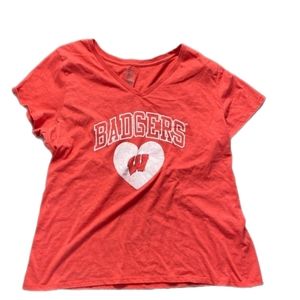 National Collegian, girls, XL, red, Wisconsin short sleeve shirt